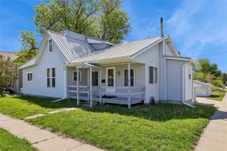 1507 5th Avenue, Marion, IA 52302