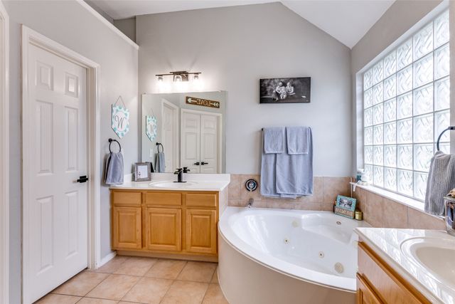 7904 Durgans Hill Court, Fort Worth, TX 76137