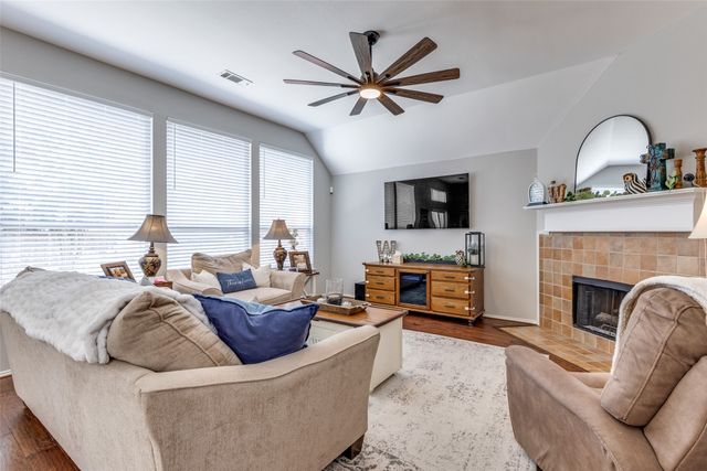 7904 Durgans Hill Court, Fort Worth, TX 76137
