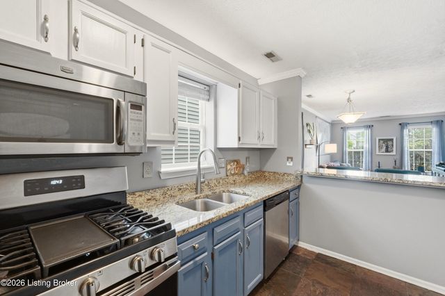 1026 Lampton St, Louisville, KY 40204