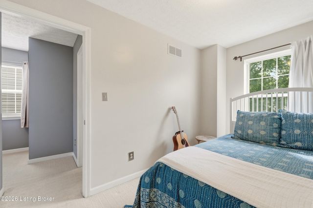 1026 Lampton St, Louisville, KY 40204