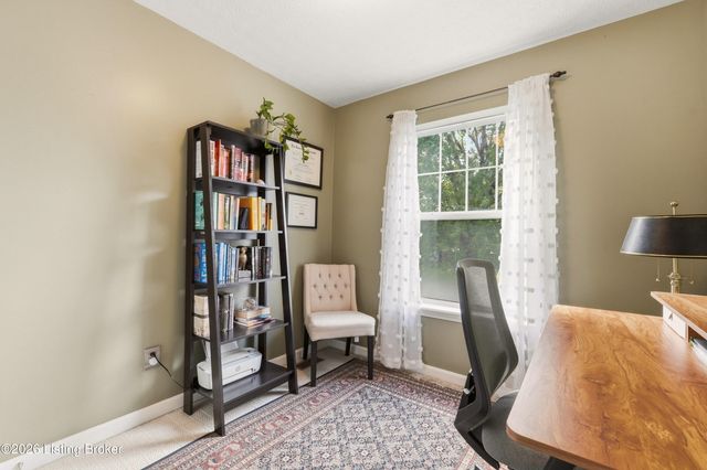 1026 Lampton St, Louisville, KY 40204
