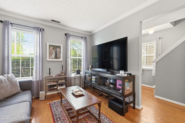 1026 Lampton St, Louisville, KY 40204