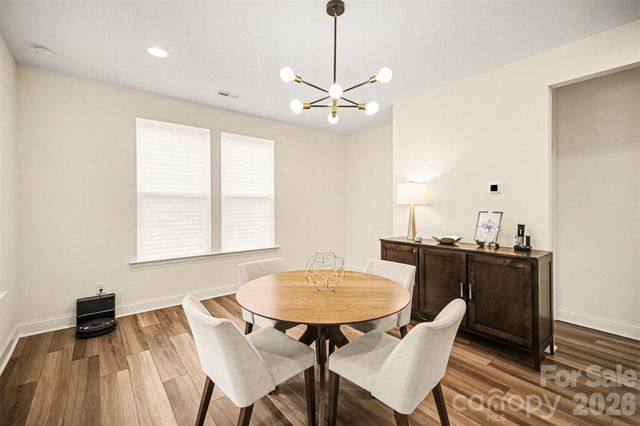 6043 Jepson Court, Charlotte, NC 28214
