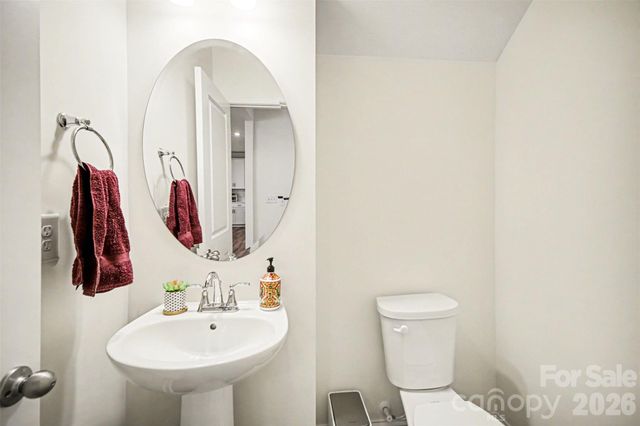 6043 Jepson Court, Charlotte, NC 28214
