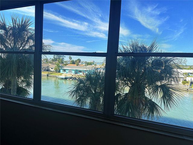 4725 COVE 309, St Petersburg, FL 33708