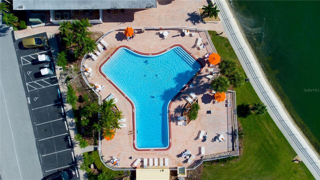 4725 COVE 309, St Petersburg, FL 33708