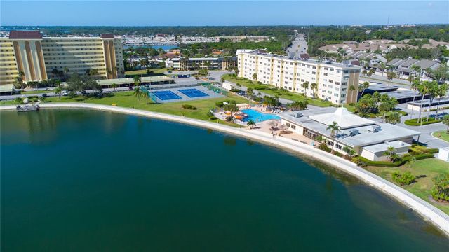 4725 COVE 309, St Petersburg, FL 33708