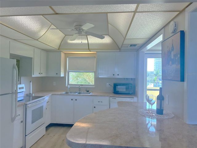 4725 COVE 309, St Petersburg, FL 33708