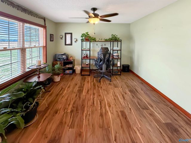 712 Bo Howard Road, Toney, AL 35773