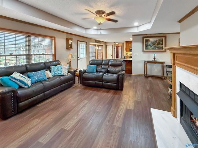 712 Bo Howard Road, Toney, AL 35773