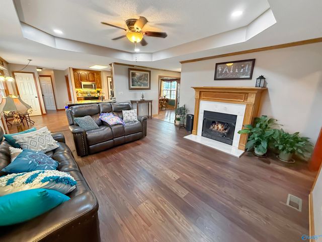 712 Bo Howard Road, Toney, AL 35773