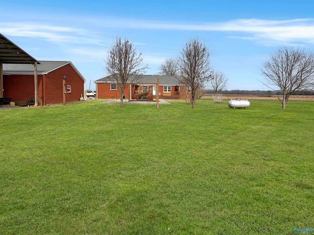 712 Bo Howard Road, Toney, AL 35773