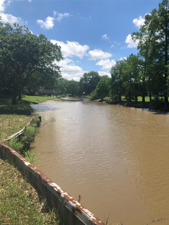 711 W Sale Street, Lake Charles, LA 70605