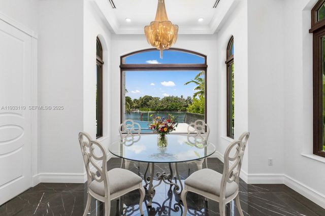 919 92nd St, Surfside, FL 33154