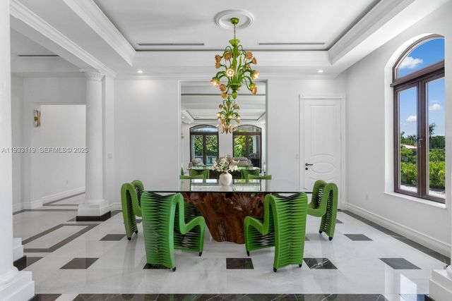 919 92nd St, Surfside, FL 33154