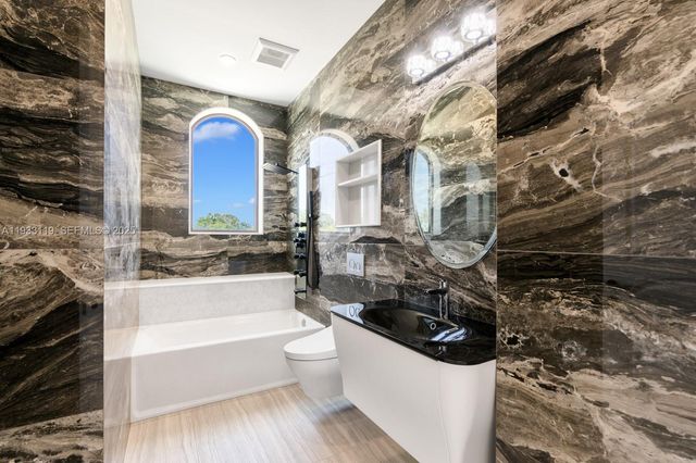 919 92nd St, Surfside, FL 33154