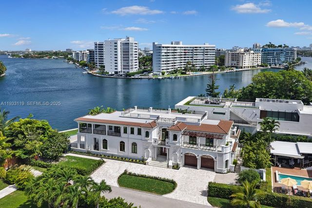 919 92nd St, Surfside, FL 33154