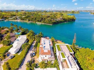 919 92nd St, Surfside, FL 33154