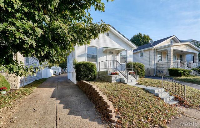 6339 Marquette Avenue, St Louis, MO 63139