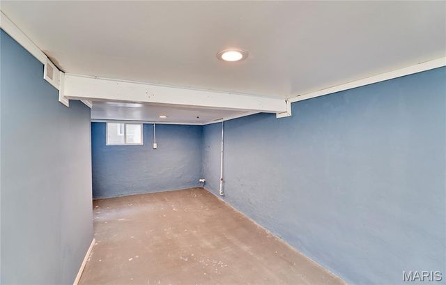 6339 Marquette Avenue, St Louis, MO 63139