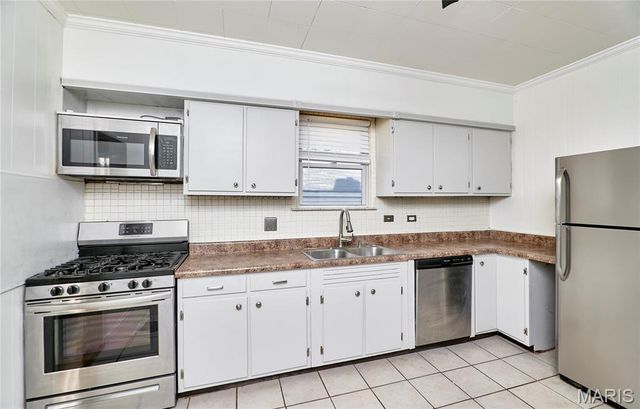 6339 Marquette Avenue, St Louis, MO 63139