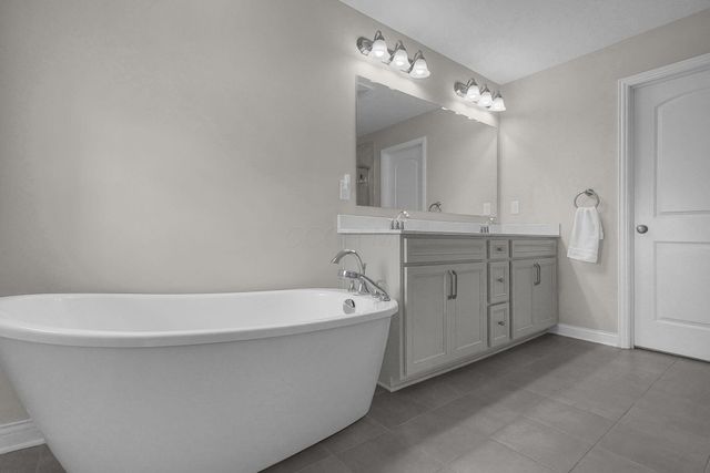 5609 Meadowhaven Drive, Powell, OH 43065