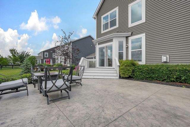5609 Meadowhaven Drive, Powell, OH 43065