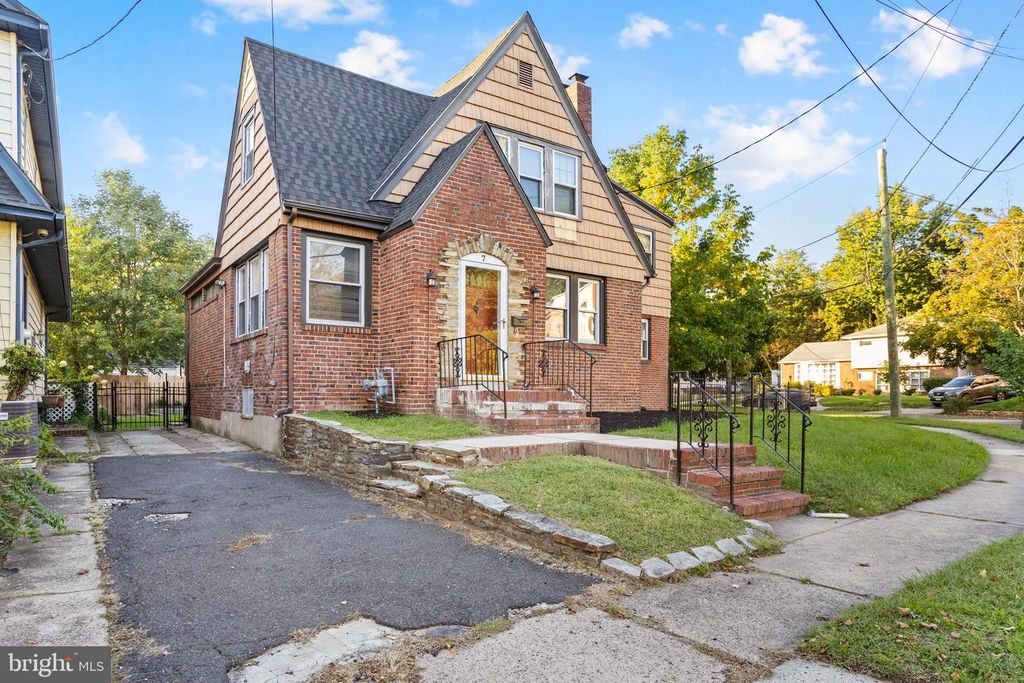 7 ABERNETHY DR, TRENTON, NJ 08618 — exterior