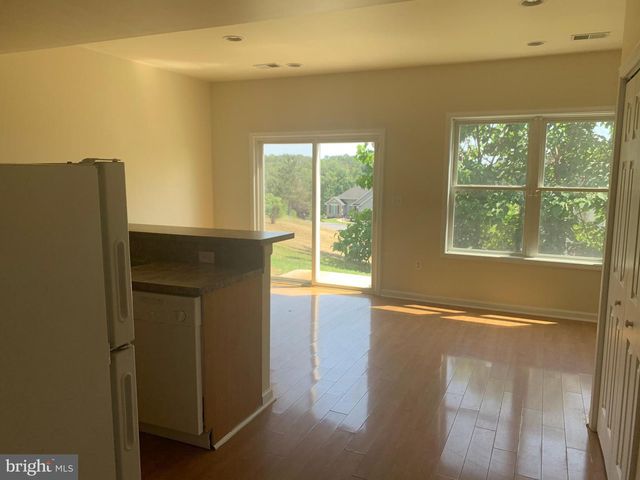 60 SANTA FE CT, Falling Waters, WV 25419