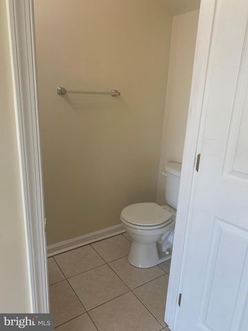 60 SANTA FE CT, Falling Waters, WV 25419