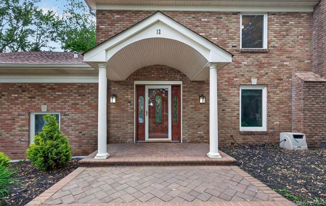 12 Wildwood Drive, Dix Hills, NY 11746