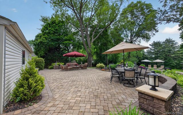 12 Wildwood Drive, Dix Hills, NY 11746