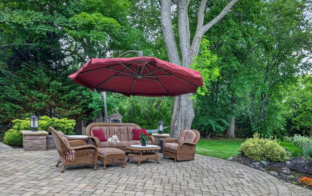 12 Wildwood Drive, Dix Hills, NY 11746