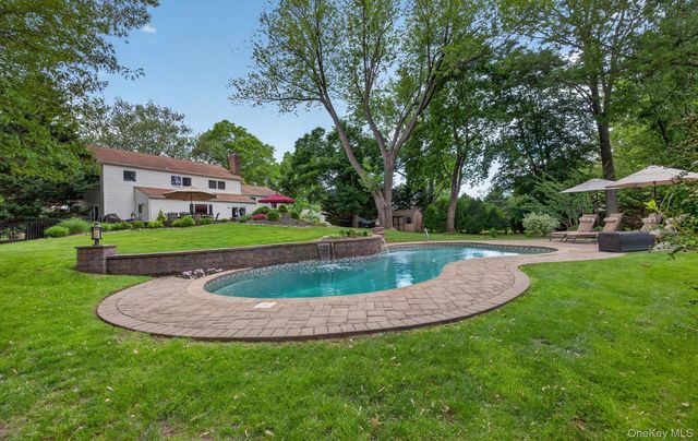 12 Wildwood Drive, Dix Hills, NY 11746