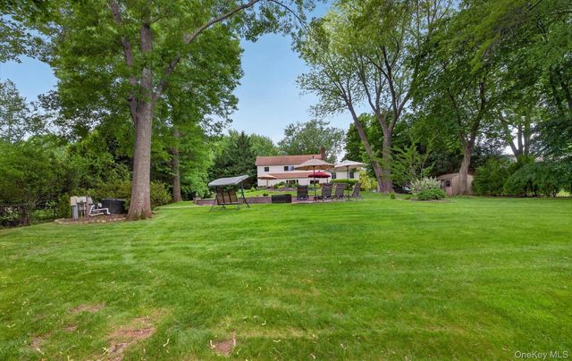 12 Wildwood Drive, Dix Hills, NY 11746