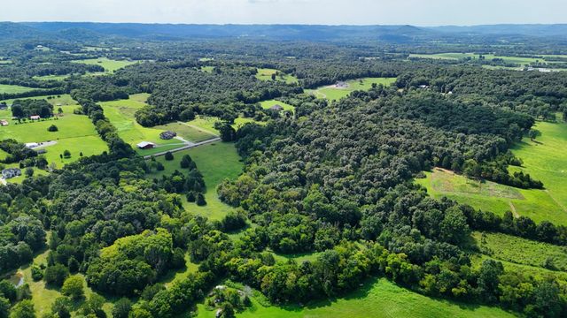 6 Cedar Grove Rd, Murfreesboro, TN 37127
