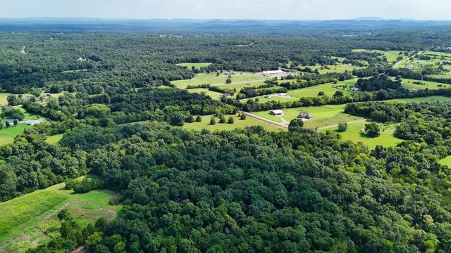 6 Cedar Grove Rd, Murfreesboro, TN 37127