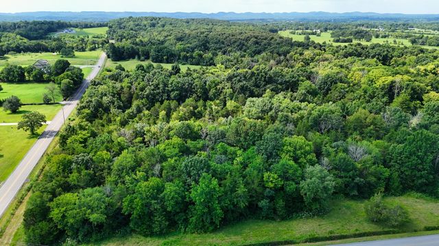 6 Cedar Grove Rd, Murfreesboro, TN 37127