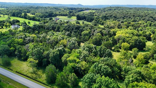 6 Cedar Grove Rd, Murfreesboro, TN 37127