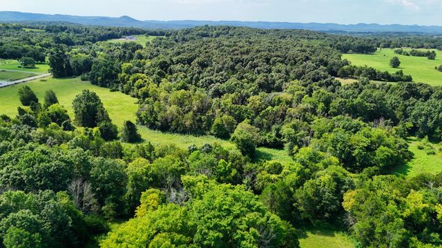 6 Cedar Grove Rd, Murfreesboro, TN 37127