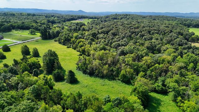 6 Cedar Grove Rd, Murfreesboro, TN 37127