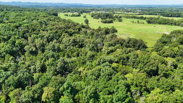 6 Cedar Grove Rd, Murfreesboro, TN 37127