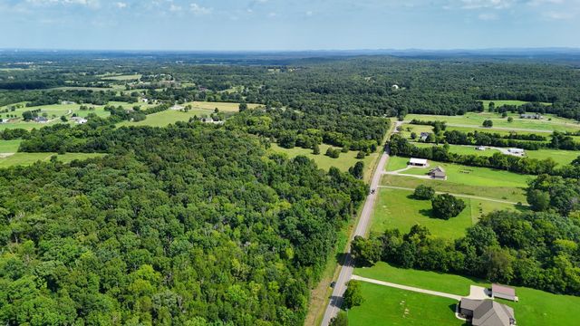 6 Cedar Grove Rd, Murfreesboro, TN 37127