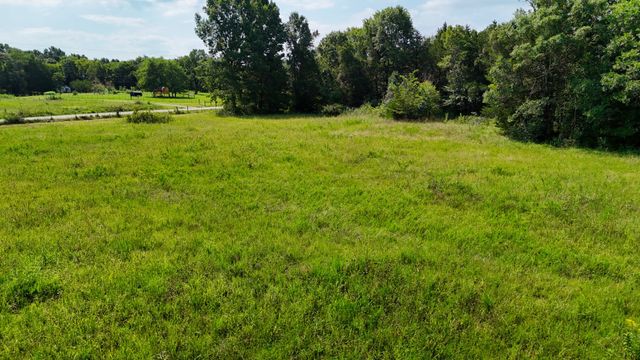 6 Cedar Grove Rd, Murfreesboro, TN 37127