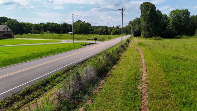 6 Cedar Grove Rd, Murfreesboro, TN 37127