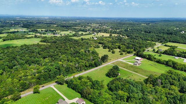 6 Cedar Grove Rd, Murfreesboro, TN 37127
