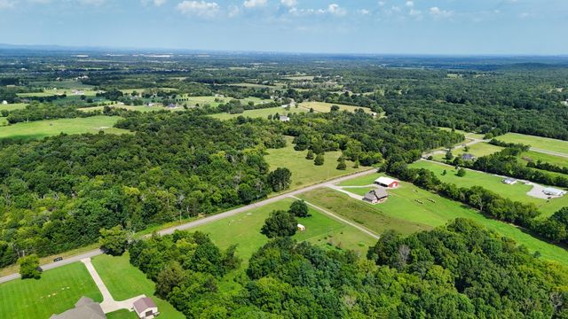6 Cedar Grove Rd, Murfreesboro, TN 37127