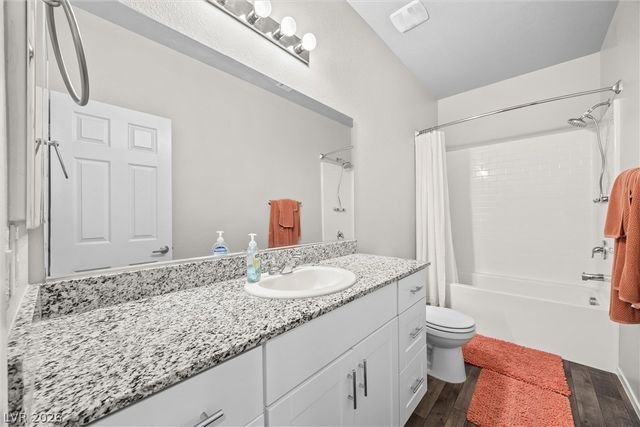 7545 Cooks Meadow Street, North Las Vegas, NV 89084