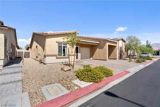 7545 Cooks Meadow Street, North Las Vegas, NV 89084